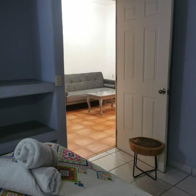 1 Bedroom Apt With Ac , Tv , Wi-Fi Near Dt And Beach Zihuatanejo Buitenkant foto