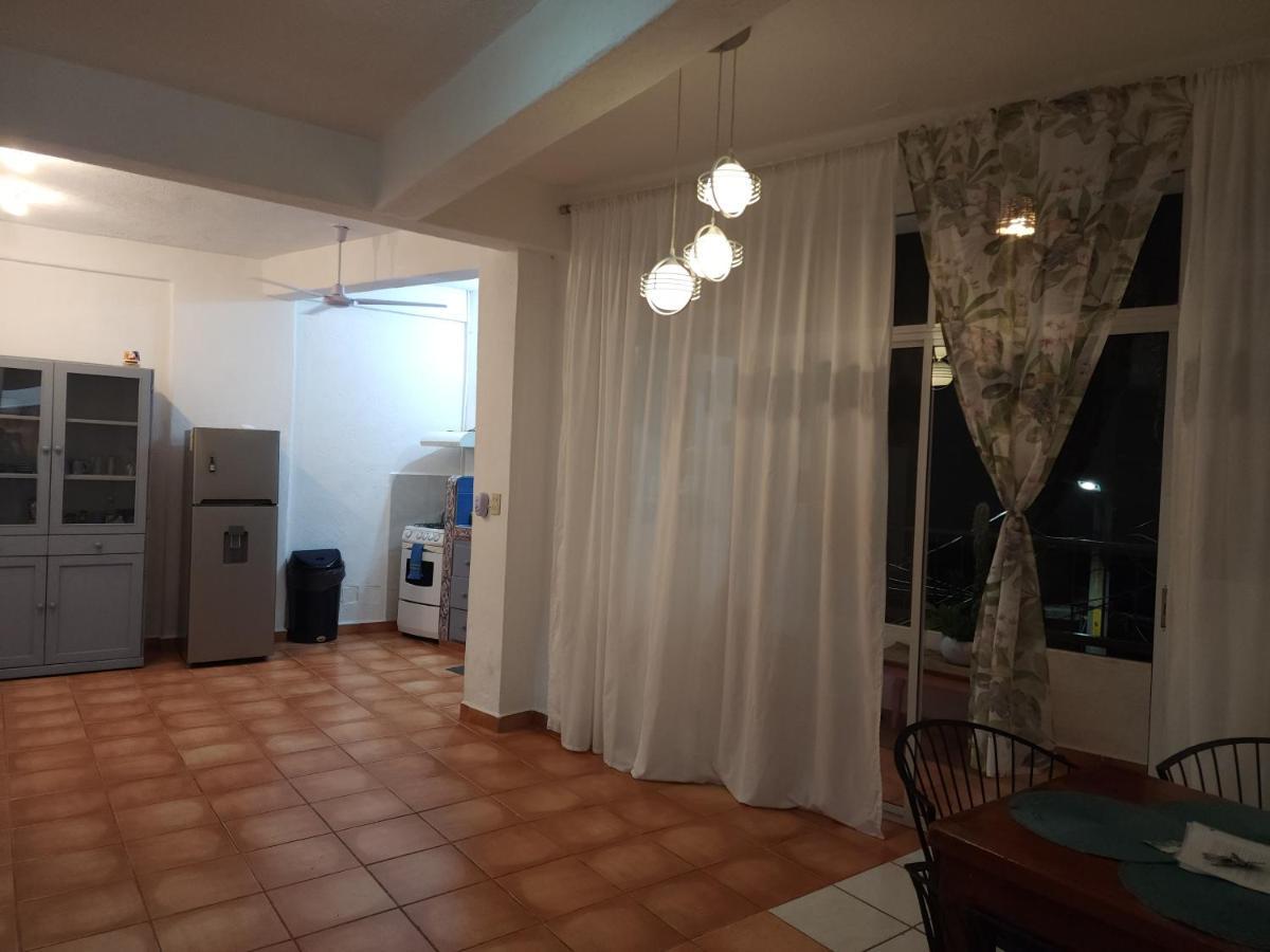 1 Bedroom Apt With Ac , Tv , Wi-Fi Near Dt And Beach Zihuatanejo Buitenkant foto