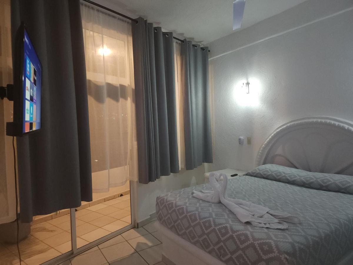 1 Bedroom Apt With Ac , Tv , Wi-Fi Near Dt And Beach Zihuatanejo Buitenkant foto