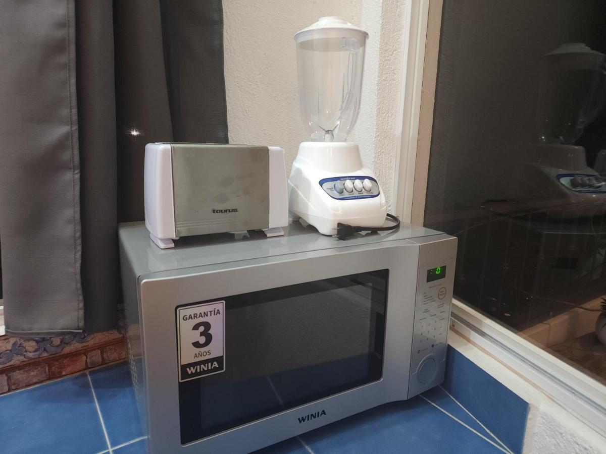 1 Bedroom Apt With Ac , Tv , Wi-Fi Near Dt And Beach Zihuatanejo Buitenkant foto