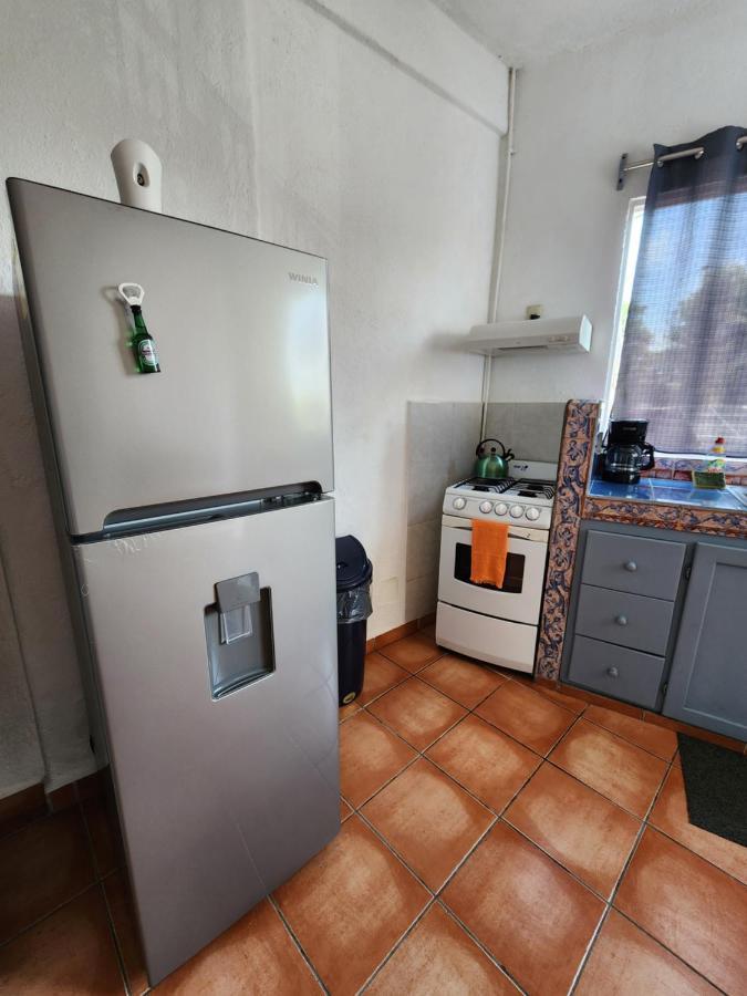 1 Bedroom Apt With Ac , Tv , Wi-Fi Near Dt And Beach Zihuatanejo Buitenkant foto